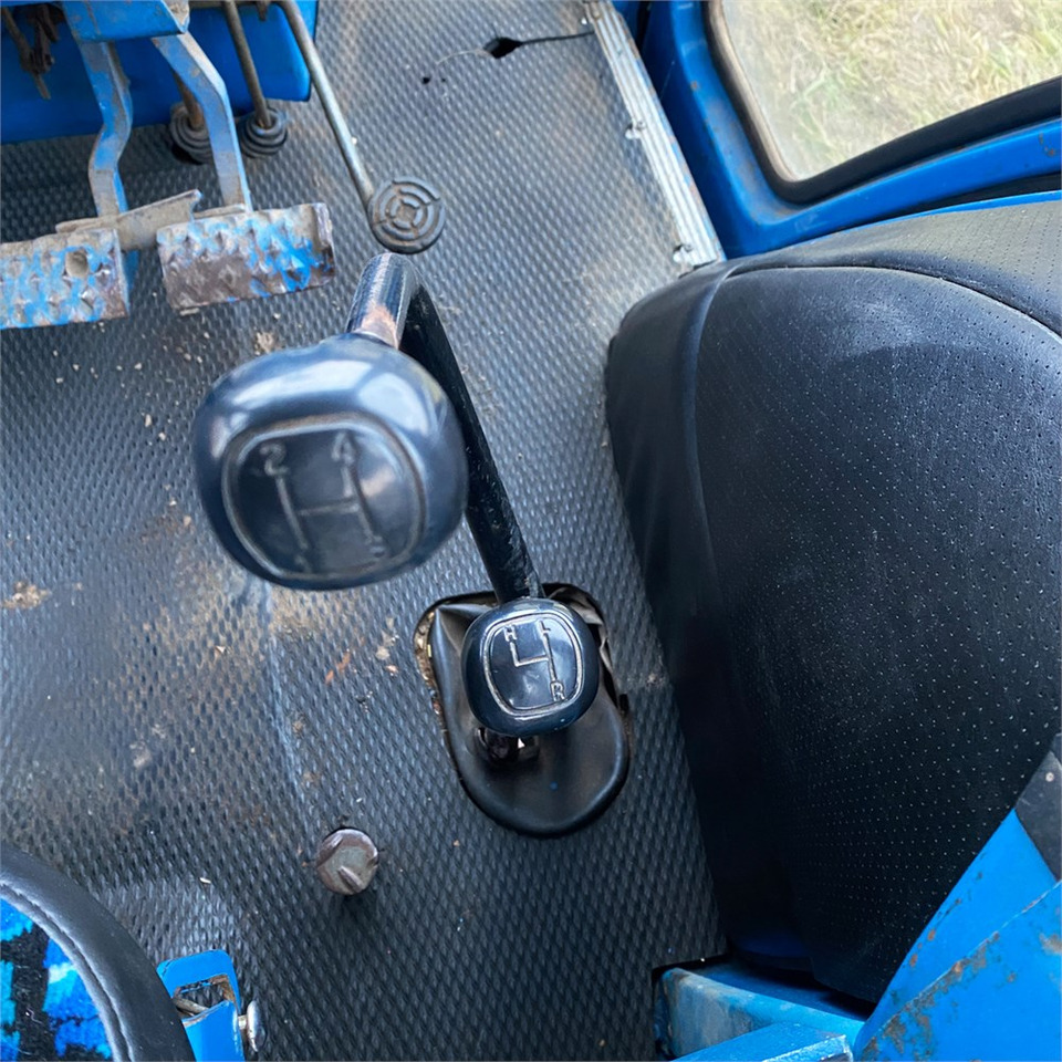 Traktor Ford 7710: slika 18