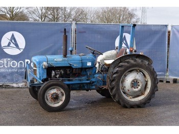 Traktor sa visokim klirensom Fordson Dexta: slika 1
