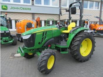 Mali traktor, Komunalni traktor John Deere 4066m as: slika 1