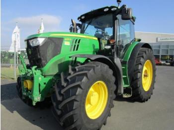 Traktor John Deere 6210R: slika 1