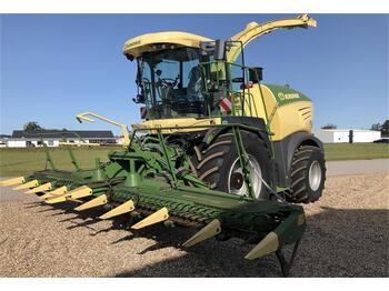 Kombajn za stočnu hranu Krone Big X 530 Finsnitter.