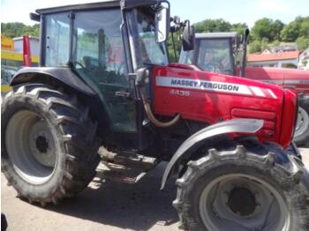 Traktor Massey Ferguson 4435: slika 1