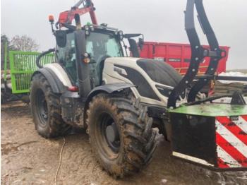 Traktor Valtra t 234 v versu: slika 1