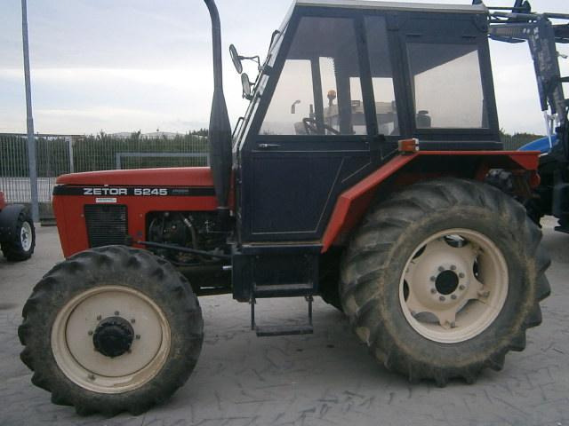 Traktor Zetor 5245: slika 2