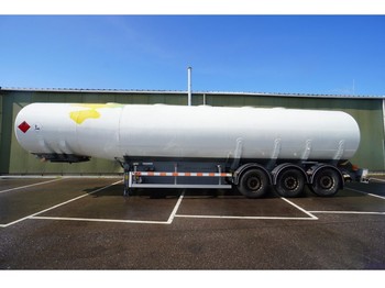 Poluprikolica cisterna za prevoz goriva LAG 3 AXLE FUEL TANK 47.800 LTR: slika 1