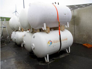Poluprikolica cisterna LPG / GAS GASTANK 2700 LITER: slika 2