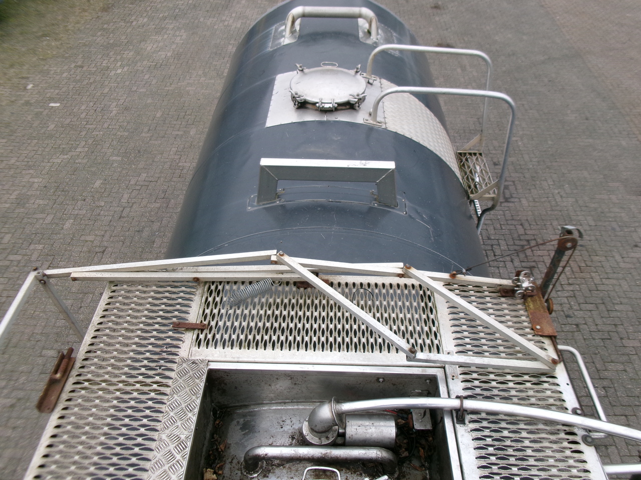 Poluprikolica cisterna za prevoz hemikalija Magyar Chemical tank inox 37.4 m3 / 1 comp / ADR 30/11/2023: slika 11