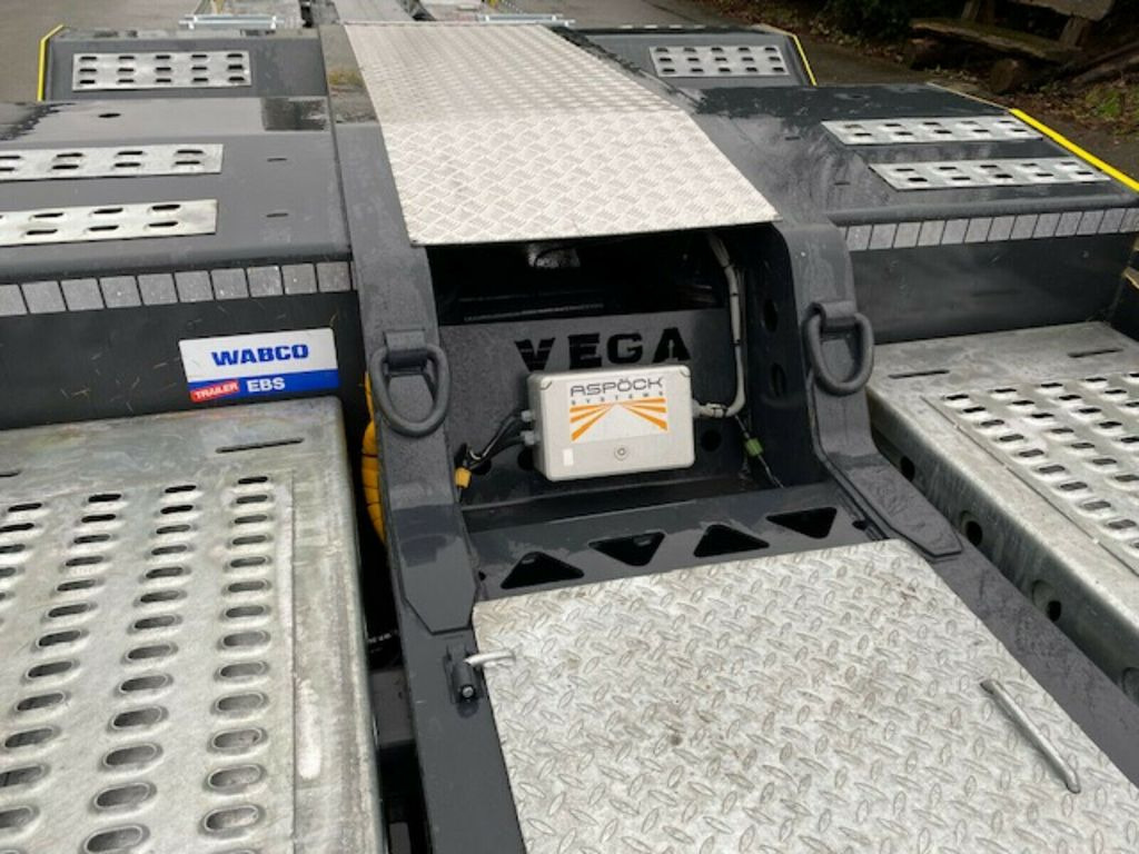 Novu Poluprikolica za prevoz automobila Vega Truck Carrier Zink+Lenk+LED: slika 5