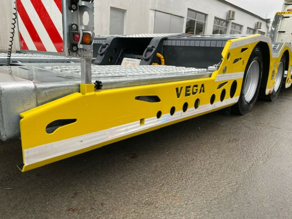 Novu Poluprikolica za prevoz automobila Vega Truck Carrier Zink+Lenk+LED: slika 18