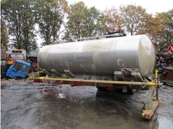 Poluprikolica cisterna za prevoz goriva WATER TANK: slika 1