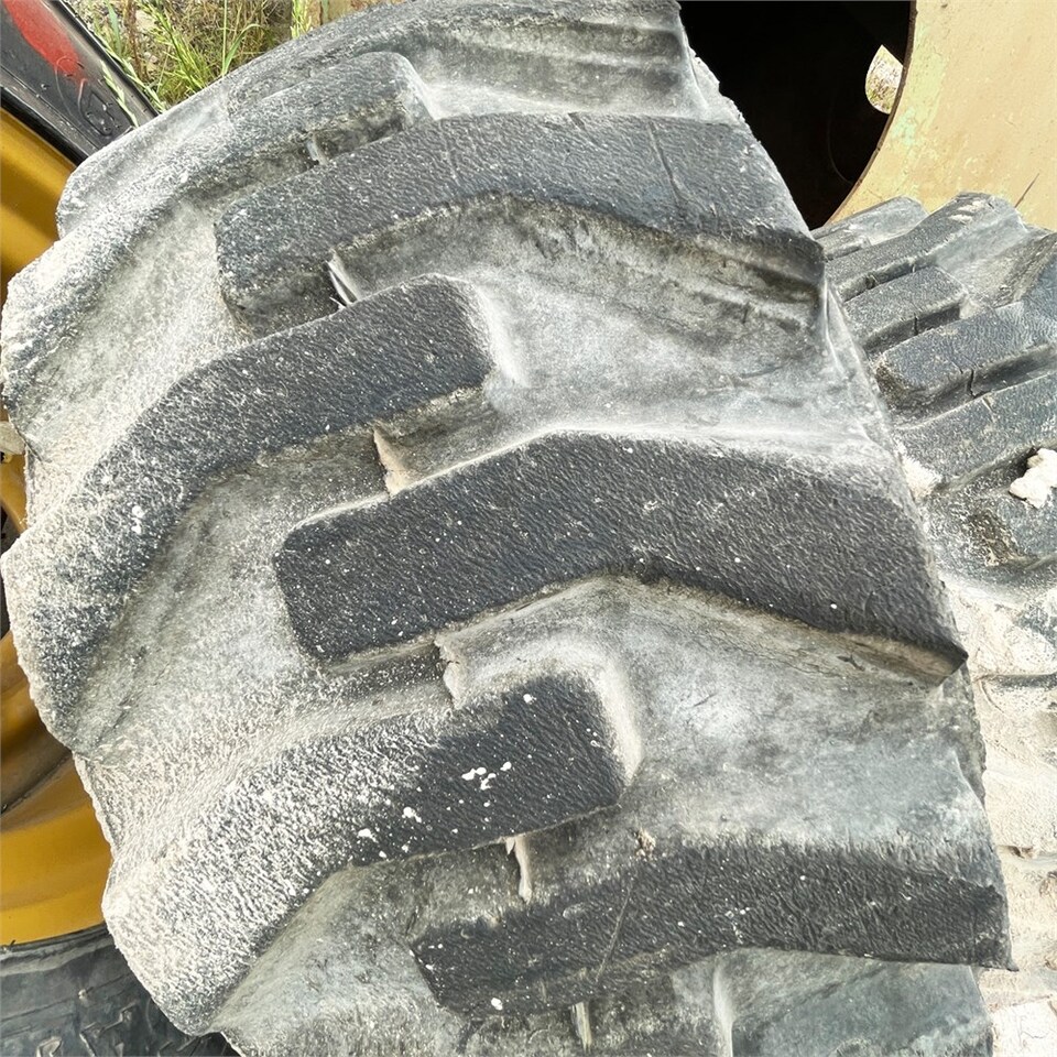 Kompletan točak za Građevinska mašina Caterpillar Fælge med dæk: slika 12