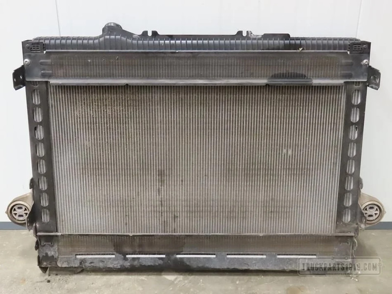 Radijator za Kamion DAF Cooling System Radiateur CF: slika 2