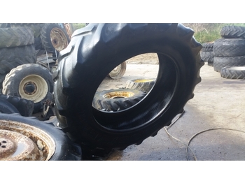 Guma Ford Rear Tyre 16.9-38. Please Check By The Photos.
