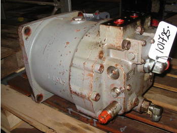 Kawasaki MX700CC - Hidraulična pumpa