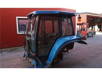 Kabina za Traktor New Holland 8870: slika 3