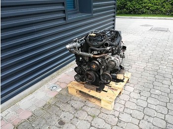 Motor Nissan YD 25: slika 1