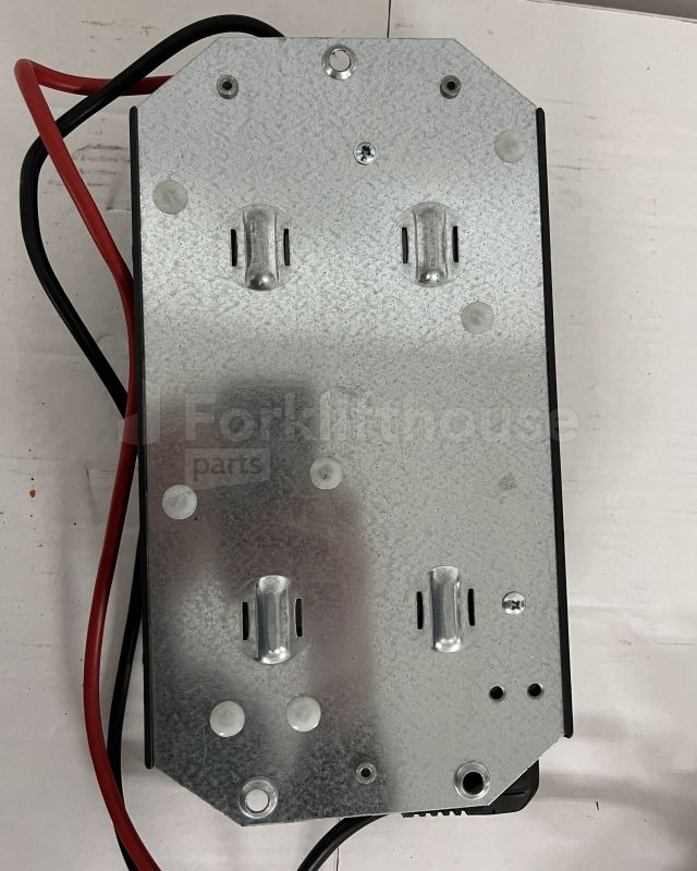 Električni sistem za Oprema za rukovanje materijalima Zivan F6BOMW-01040X-1 NG1 24V37.5A 230v sn. 1709412963 80A Rema battery connector: slika 2