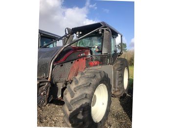 Šumarski traktor Valtra t234: slika 1