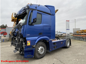 Tegljač MERCEDES-BENZ Actros 1851