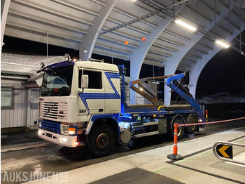 Kamion za utovaranje kontejnera VOLVO F12