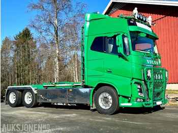 Kamion sa hidrauličnom kukom VOLVO FH16 650