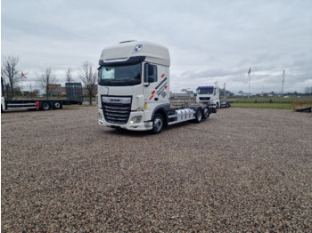 Kamion za prevoz kontejnera/ Kamion sa promenjivim sandukom DAF XF