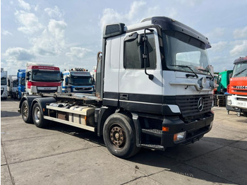 Kamion sa hidrauličnom kukom MERCEDES-BENZ Actros 2640