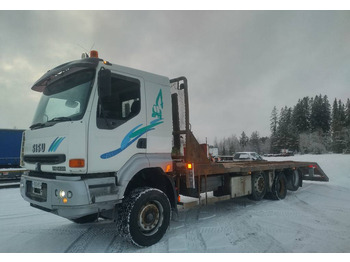Kamion za prevoz automobila SISU