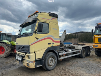 Kamion sa hidrauličnom kukom VOLVO FH12