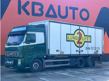 Kamion sa zatvorenim sandukom VOLVO FH12 420