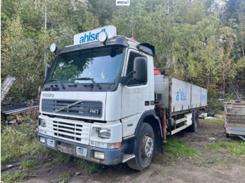 Kamion sa tovarnim sandukom VOLVO FM7
