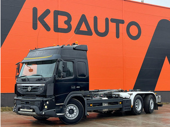 Kamion sa hidrauličnom kukom VOLVO FMX 460