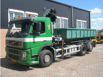 Kamion sa kablovskim sistemom VOLVO FM9 260