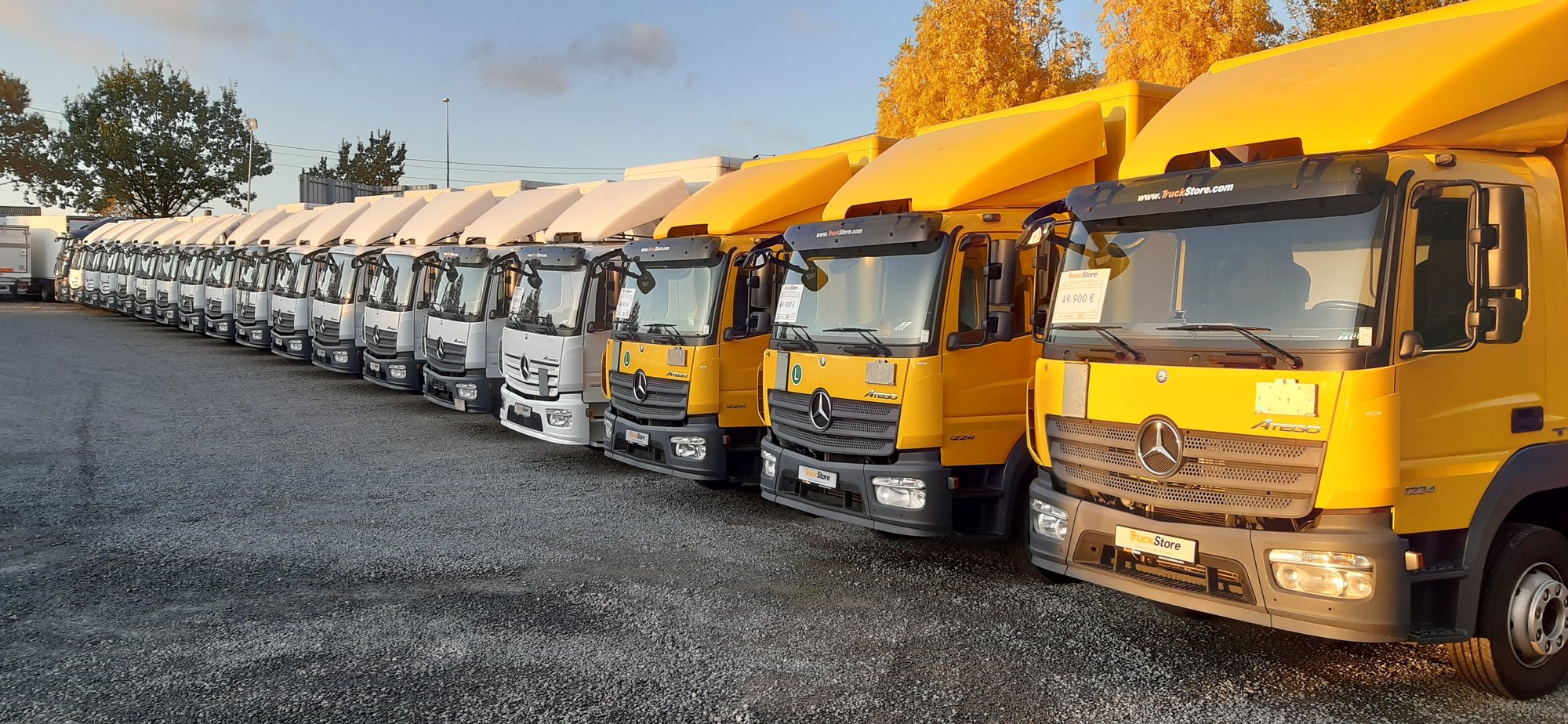 TruckStore Brussels - Tegljači DAF - Godina: 2023, 4x2 undefined: slika 1