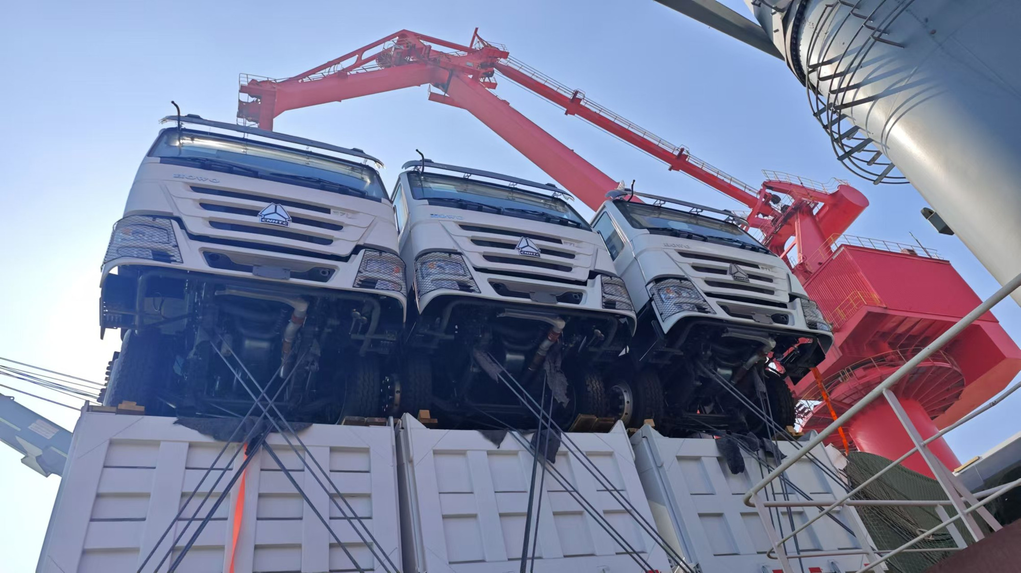 Toaks International Trading Company - Kamioni SINOTRUK - Godina: 2017, Euro 4 undefined: slika 18