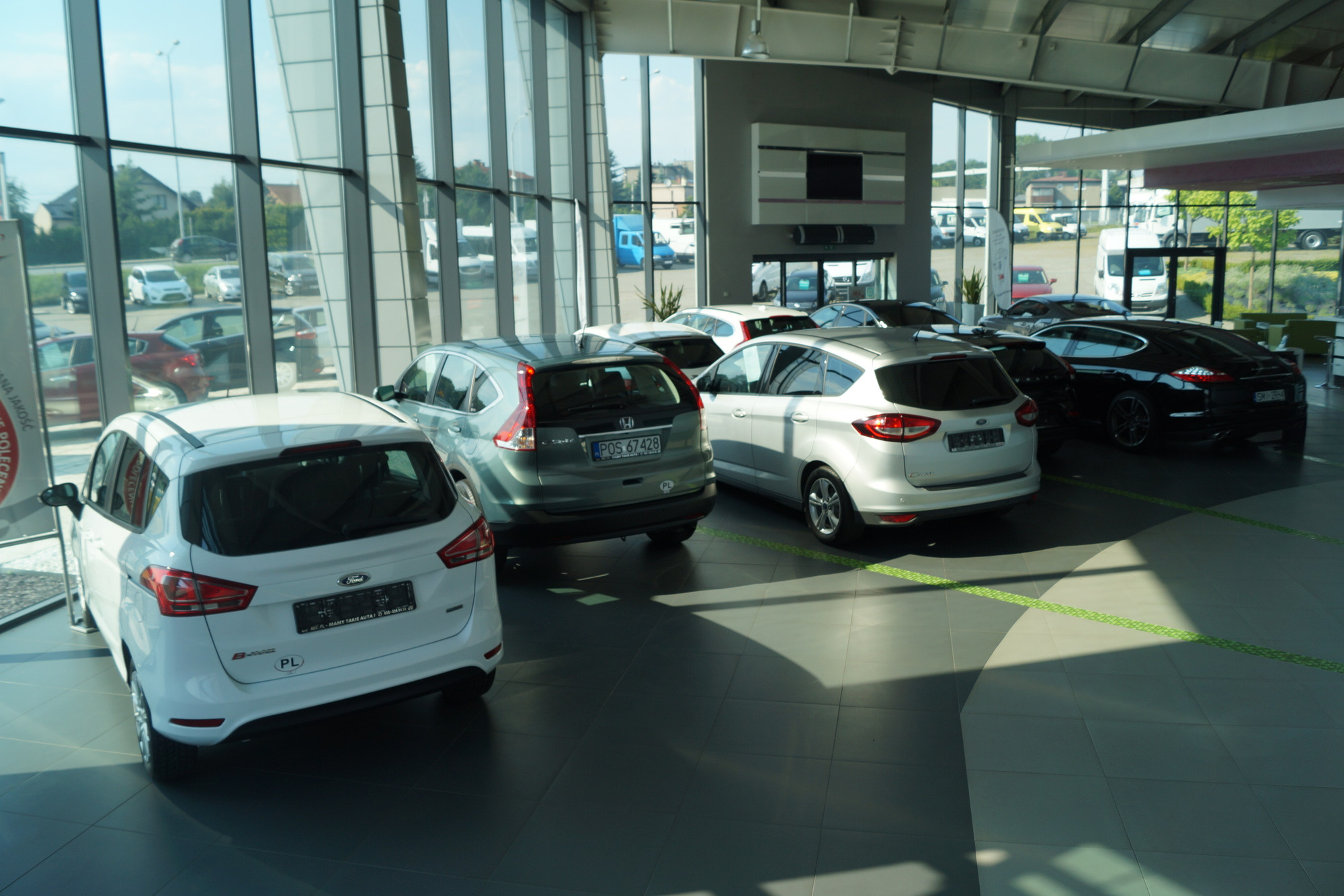 MGC CENTRUM SAMOCHODOW DOSTAWCZYCH - Kamioni - tečni naftni gas undefined: slika 12