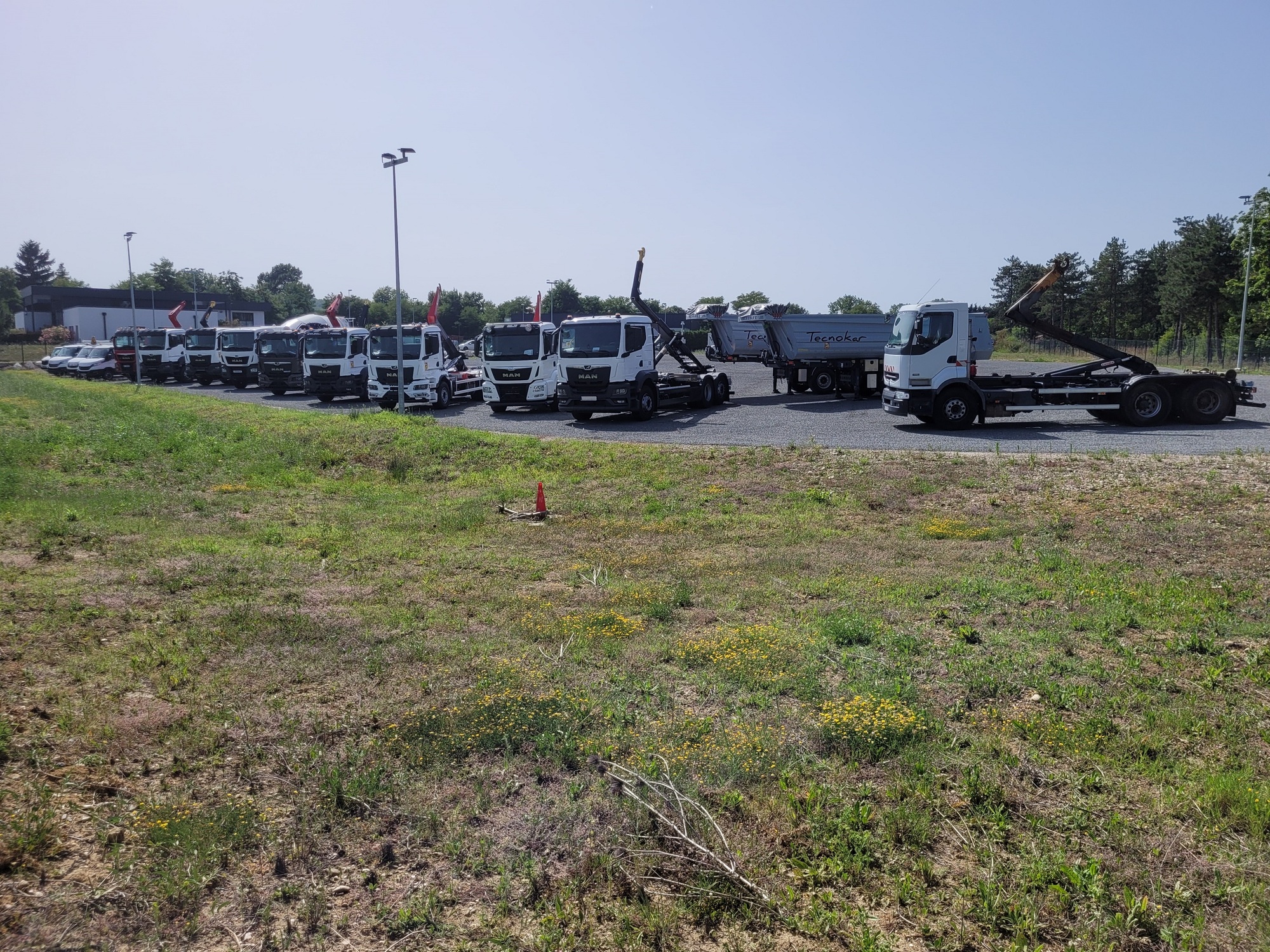 SARL AGVEHICULES undefined: slika 6