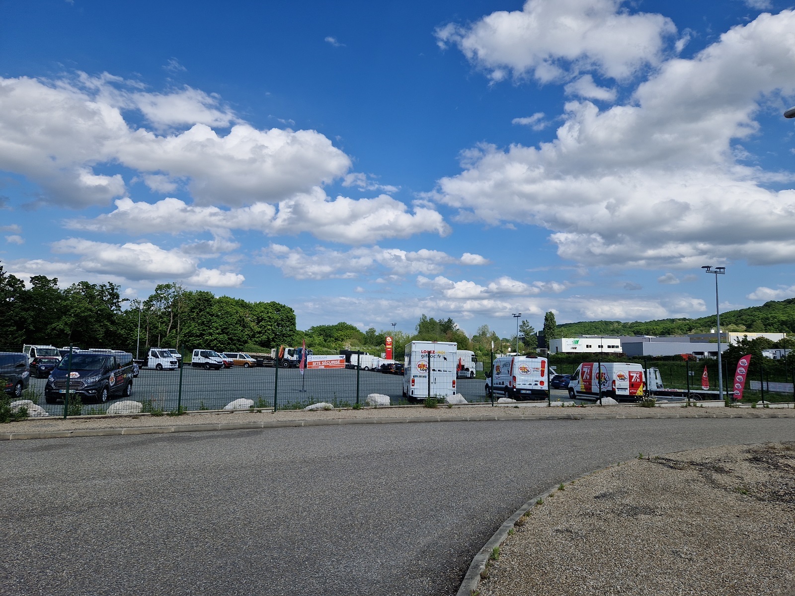 SARL AGVEHICULES undefined: slika 7