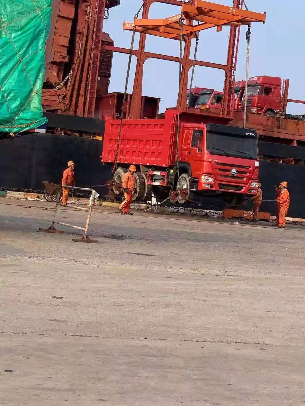 Shandong Guhong Auto Industrial CO., LTD - Kamioni - Godina: 2020, 6x4, menjač: ručni, klima uređaj undefined: slika 5