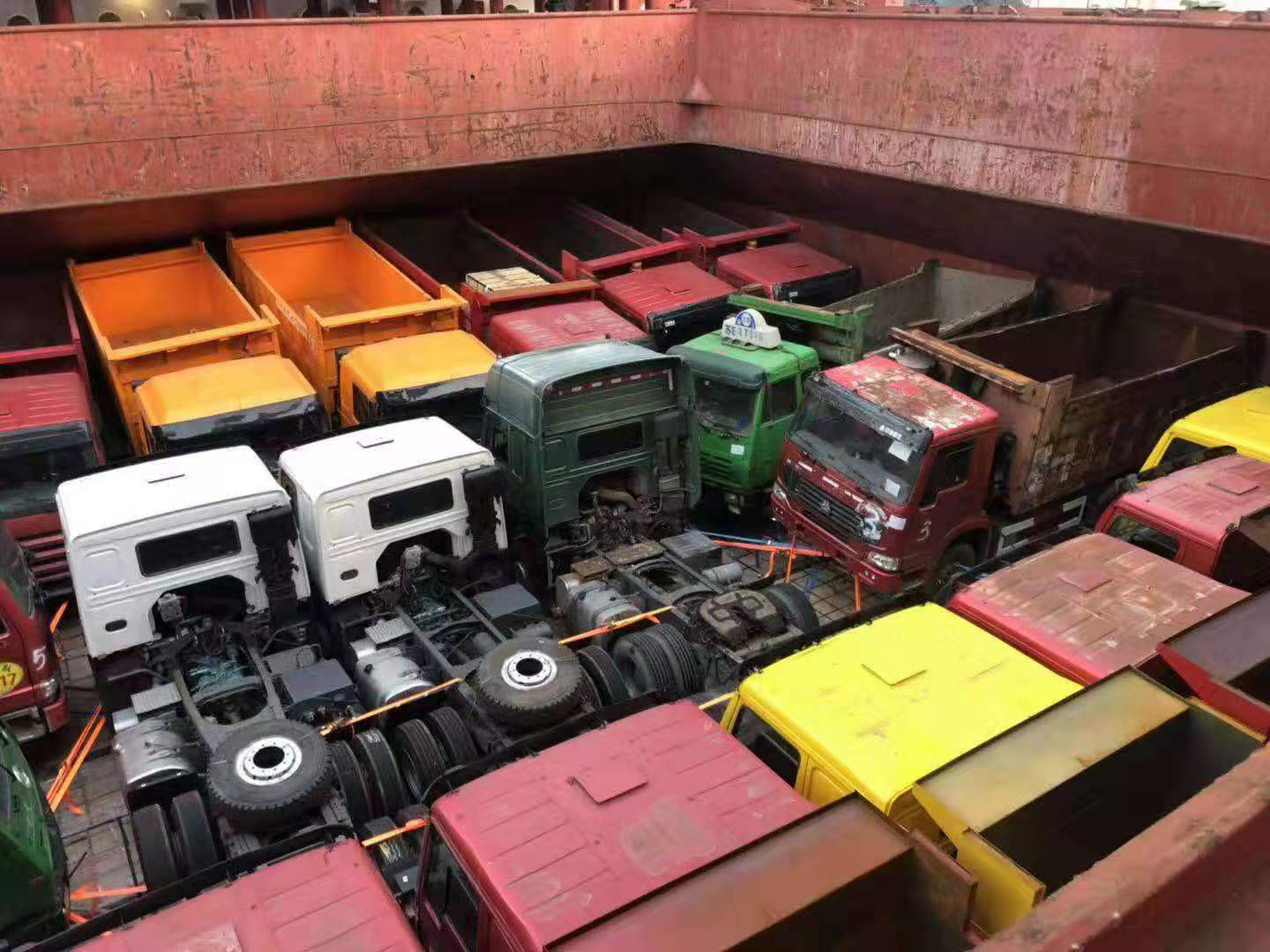 Shandong Guhong Auto Industrial CO., LTD - Kamioni - Godina: 2020, 6x4, menjač: ručni, klima uređaj undefined: slika 7