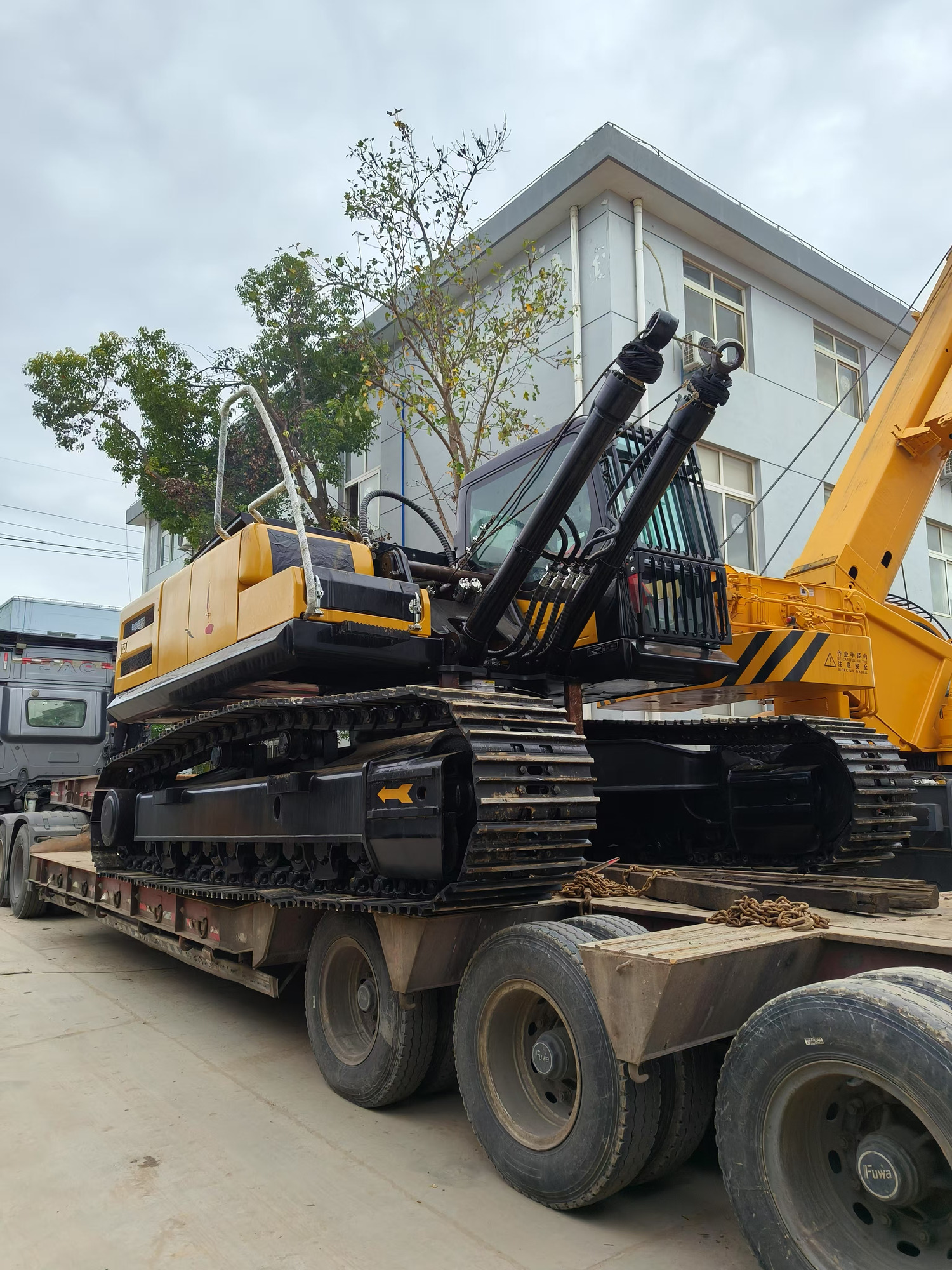 Ranxiang Machinery Limited - vozila za prodaju undefined: slika 9