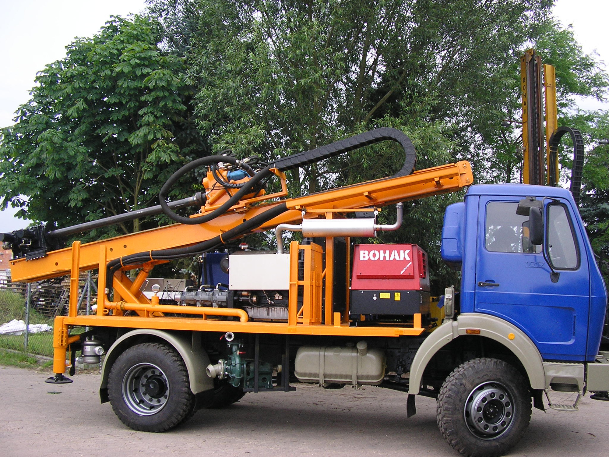 Bohak GmbH & Co. KG Bohrtechnik und Bohranlagen - vozila za prodaju undefined: slika 2