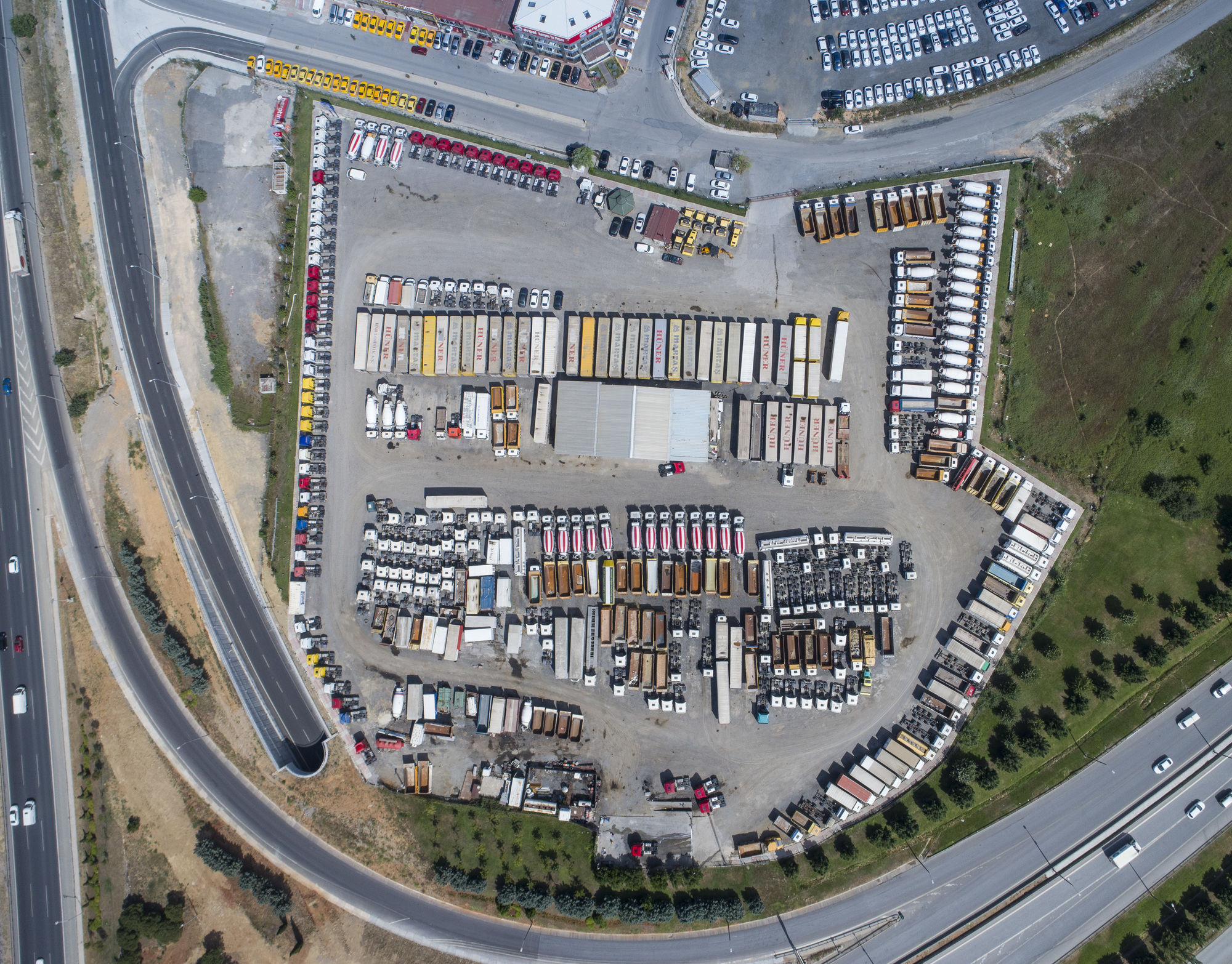 ERCAL TRUCKS - Građevinske mašine - Godina: 2020, klima uređaj undefined: slika 2