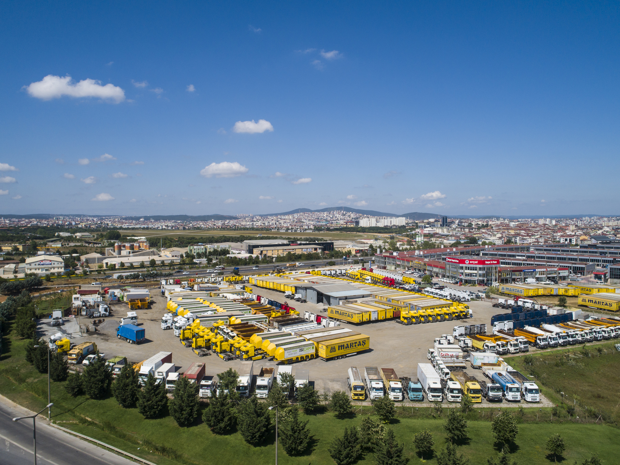 ERCAL TRUCKS - Građevinske mašine - Godina: 2020, klima uređaj undefined: slika 1