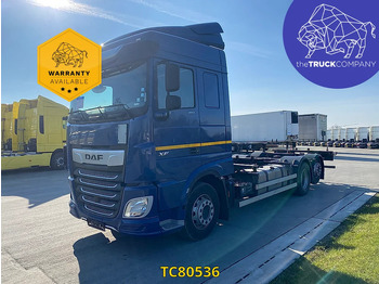 Kamion za prevoz kontejnera/ Kamion sa promenjivim sandukom DAF XF