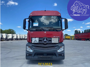 Tegljač Mercedes-Benz Actros 1842: slika 2