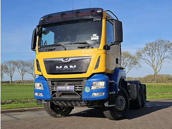 Tegljač MAN TGS 26.430