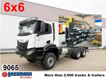 Kamion sa hidrauličnom kukom IVECO T-WAY