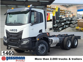 Kamion sa hidrauličnom kukom IVECO X-WAY