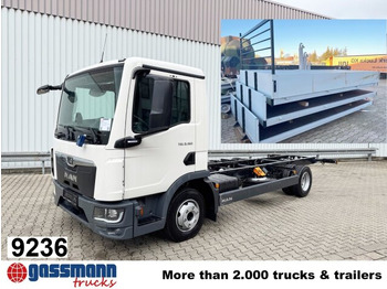 Kamion sa tovarnim sandukom MAN TGL 8.160